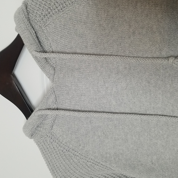 Rachel Zoe Heathered Gray Textured Knit Hoodie Sweater - Picture 3 of 6